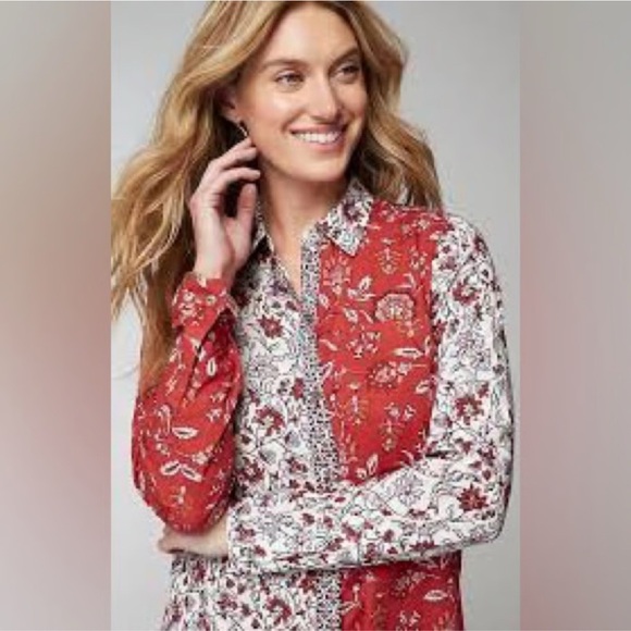 J. Jill Tops - J Jill One pocket shirred100% cotton lightweight cottagecore button floral top M